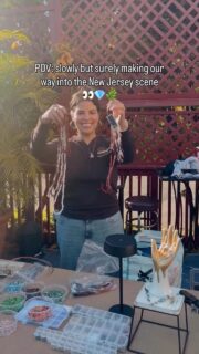 POV: slowly but surely making our way into the New Jersey cannabis scene 👀💎🌿

📍 Vera Bar & Grill | New Jersey

Another Verano event in the books and another reminder of how much I love what I do! 🥹💚

So grateful to have been invited back to be part of the Verano rollout and bring a little Sweeder magic to the NJ cannabis community. 💎✨

From familiar faces to new connections, budtenders, dispensary managers, and everyone who stopped by to create something with me, THANK YOU! 🫶🏽

And to all my new followers, WELCOME TO THE SWEEDER FAM! 💕 Whether you left with your first handcrafted crystal clip or just came over to say hi, I’m so happy you’re here.

It’s been really exciting slowly introducing Sweeder to the New Jersey market, one event, one connection, and one crystal at a time. 🥹💎

Now I’m curious… NJ budtenders and dispensary managers, where should Sweeder pop up next? 👀🌿

I’d love to bring our DIY Crystal Charm Bar to more of your communities, with custom branded charms, jewelry, and a whole lot of creativity. If you think we’d be a good fit for your next event, my DMs are always open! 💌

Huge thank you again to Verano for continuing to make space for Sweeder. Here’s to new friendships, new opportunities, and making life a little more Sweeder, one state at a time! 🥂💚
