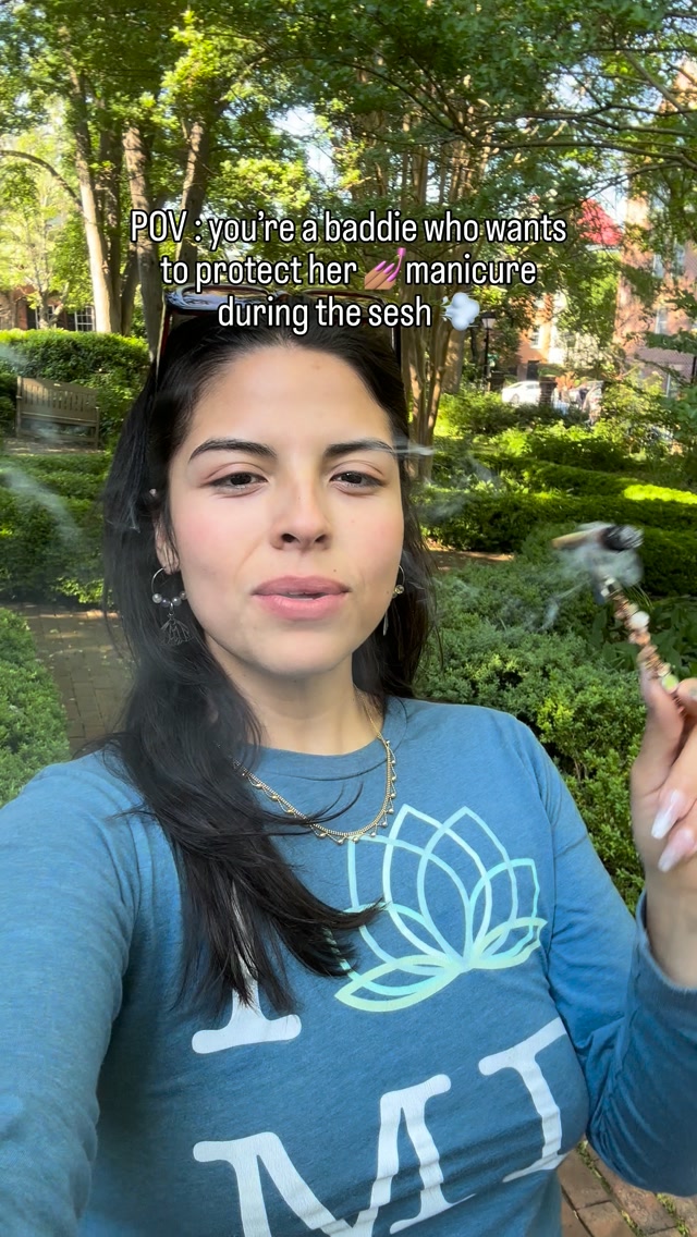 POV: you finally got your nails done 💅
And you’re not about to ruin them during the sesh.💨
That’s why I started making Sweeder clips.🤭
They hold your sesh so your nails stay fresh and your fingers stay protected.
And because they’re crystal and copper, they double as a ritual tool for sage and incense.🧘🏻♀️🧘🏽♂️🧘
Fresh nails every sesh.💅🏽
Bonus✨I hand make every clip 🤭
Comment CLIP if you want the link.
Save this for your next sesh 💅