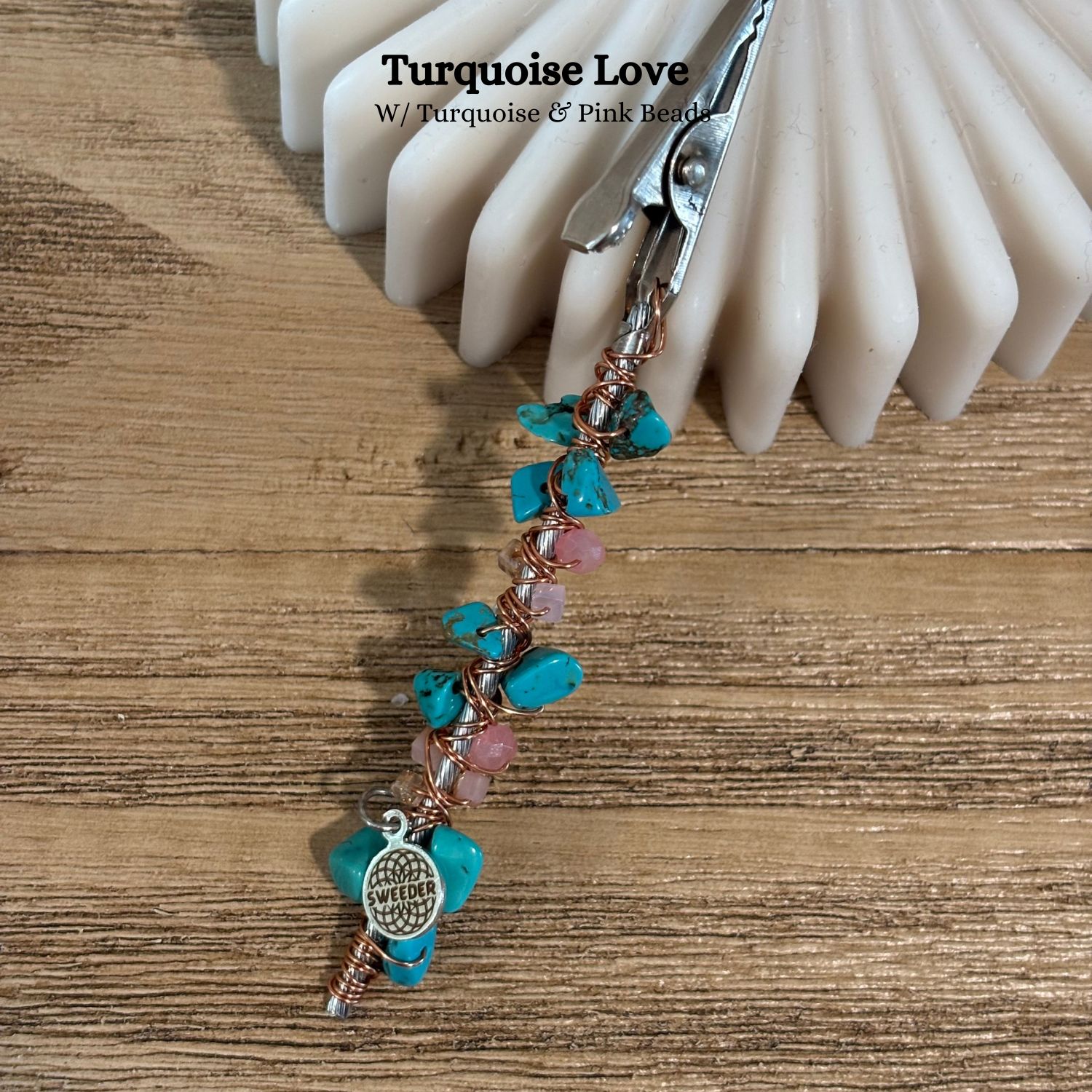 Turquoise Love Clip